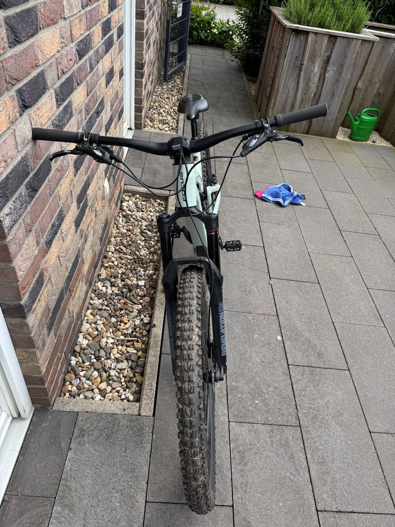 Used Focus JAM 6.8 2024 2024 Mountainbike, Verde — image 8 of 8