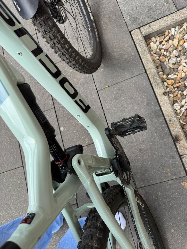 Used Focus JAM 6.8 2024 2024 Mountainbike, Verde — image 7 of 8