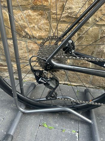 Used Giant TCR Advanced 2 Disc 2021 2021 Road & Gravel, Black — image 6 of 11