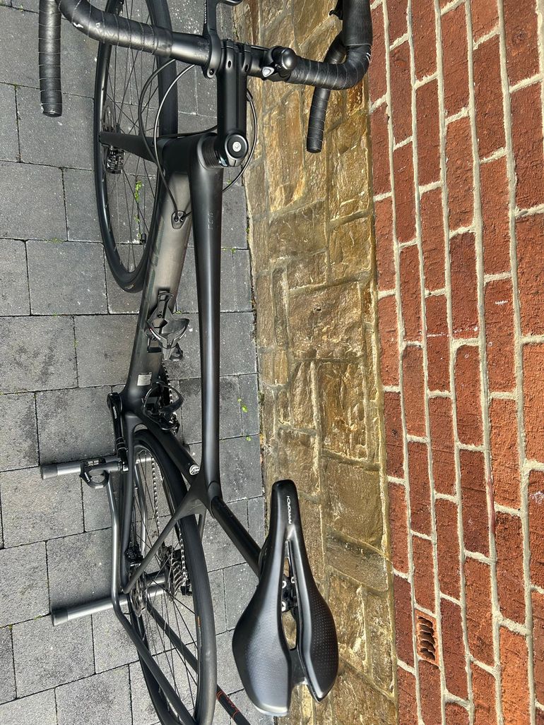 Used Giant TCR Advanced 2 Disc 2021 2021 Road & Gravel, Black — image 7 of 11