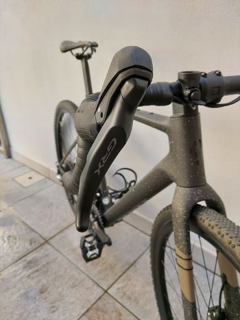 Used Scott Addict Gravel 40 2024 2024 Road & Gravel — image 6 of 7