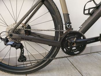 Used Scott Addict Gravel 40 2024 2024 Road & Gravel — image 3 of 7