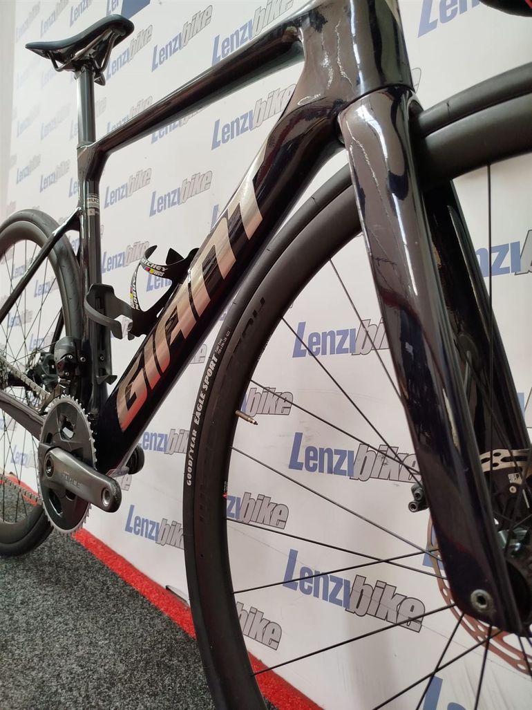 Used Giant Giant Propel 2024 Road & Gravel, Black — image 6 of 7