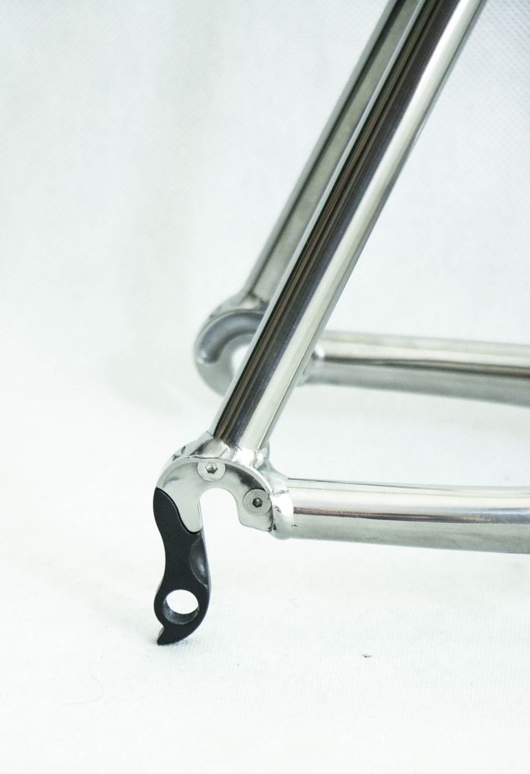 Used Enigma Enigma Road Titanium Frame 52.5cm ST 55cm TT Frameset 2015 Road & Gravel, Gris claro — image 7 of 10