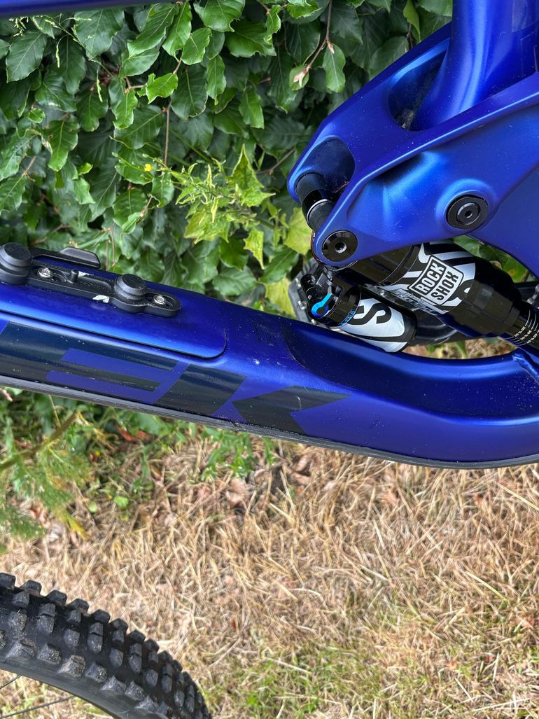 Used Trek Slash 8 Gen 5 2023 2023 Mountainbike, Blau, 29 — image 2 of 7