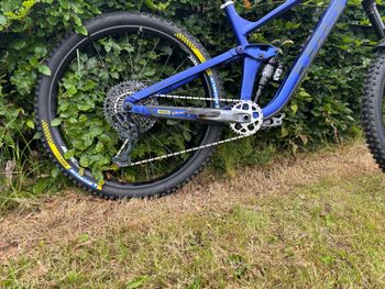 Used Trek Slash 8 Gen 5 2023 2023 Mountainbike, Blau, 29 — image 5 of 7