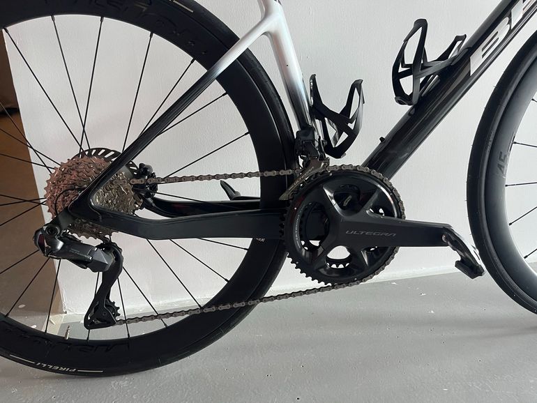 BH Bikes Ultralight Shimano Ultegra Di2 2027 Road & Gravel de segunda mano, Negro — imagen 4 de 5