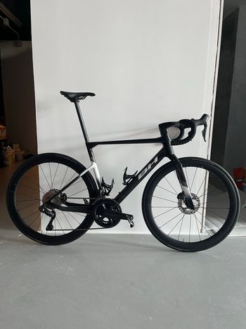 BH Bikes Ultralight Shimano Ultegra Di2 2027 Road & Gravel de segunda mano, Negro — imagen 5 de 5