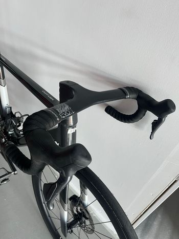 BH Bikes Ultralight Shimano Ultegra Di2 2027 Road & Gravel de segunda mano, Negro — imagen 3 de 5