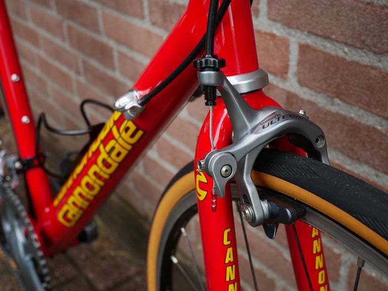 Used Cannondale CAAD3 SAECO - Team Edition 1996 Road & Gravel, Red — image 3 of 10