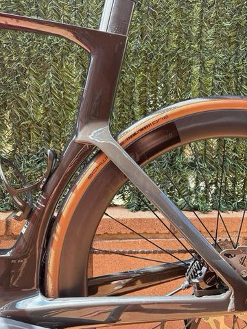 Used Scott Foil Shimano 105 Di2 2023 Road & Gravel, Black — image 16 of 17