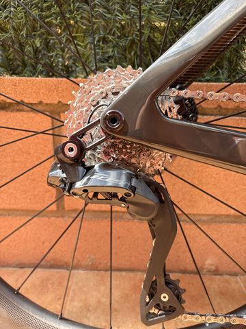 Used Scott Foil Shimano 105 Di2 2023 Road & Gravel, Black — image 10 of 17