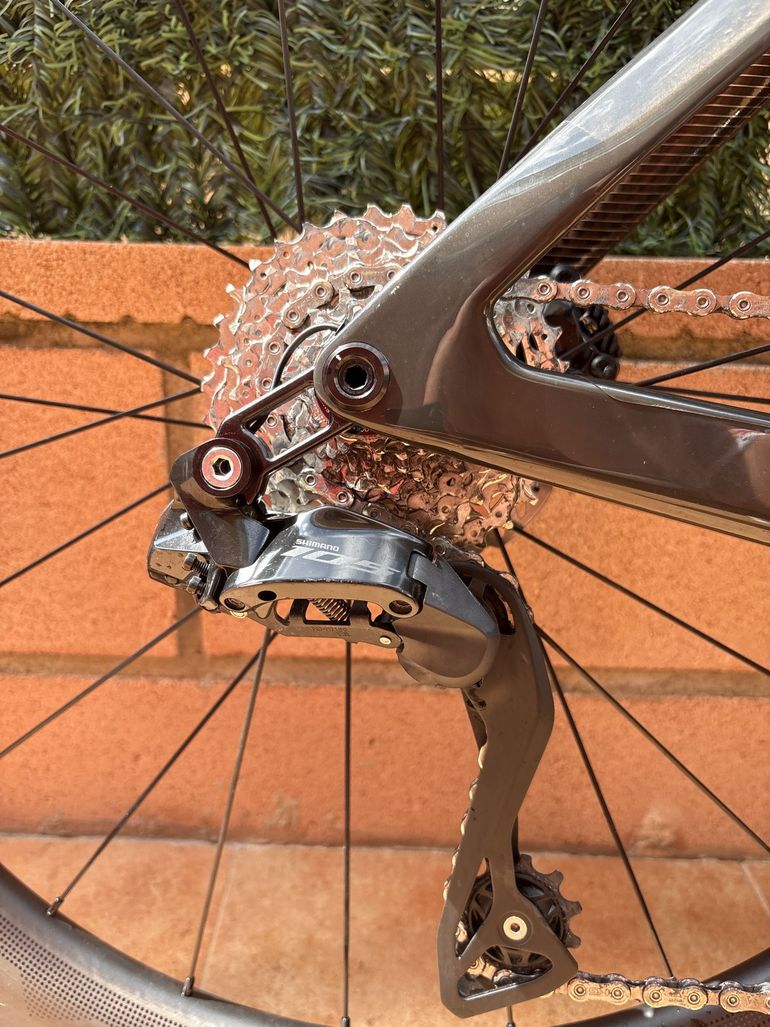 Used Scott Foil Shimano 105 Di2 2023 Road & Gravel, Black — image 10 of 17