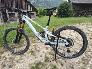 Used Lapierre Spicy Shimano Deore XT 2025 Mountainbike — image 4 of 5