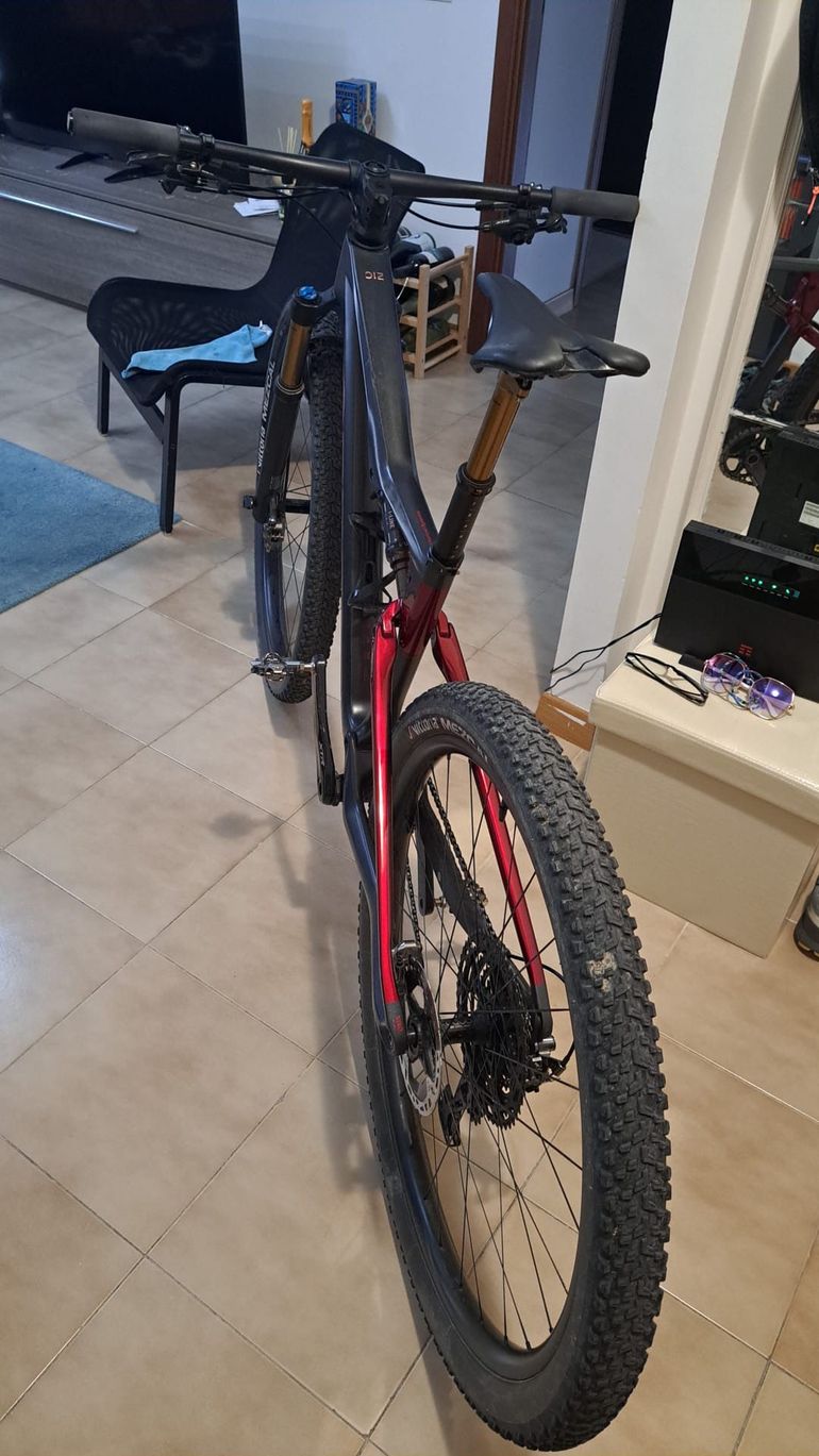 Used Orbea OIZ M-TEAM AXS 2025 2025 Mountainbike — image 15 of 22