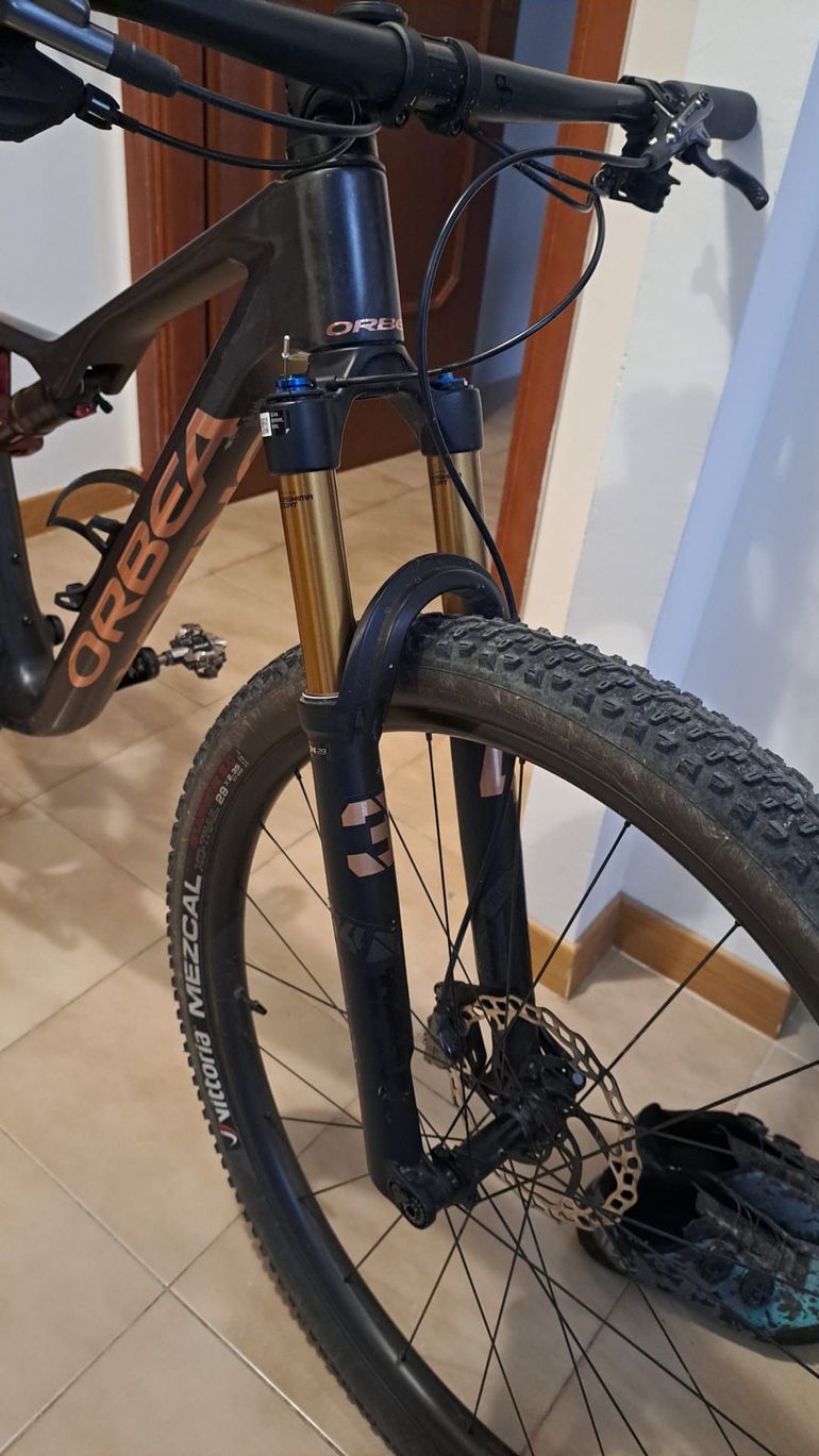Used Orbea OIZ M-TEAM AXS 2025 2025 Mountainbike — image 18 of 22