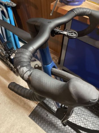 Used Scott Addict RC 20 2021 Road & Gravel — image 3 of 10