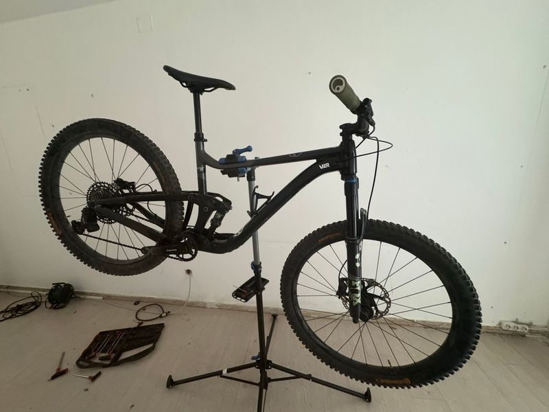 Tweedehands Giant Trance X 2 2024 2024 Mountainbike — afbeelding 5 van 5