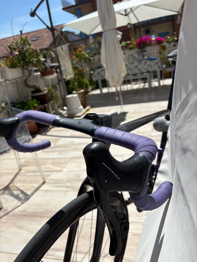 Used Scott Addict RC 2025 Road & Gravel — image 3 of 5