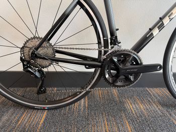 Used Trek Emonda ALR 5 Rim Brake 2022 2022 Road & Gravel, Light Gray — image 3 of 7