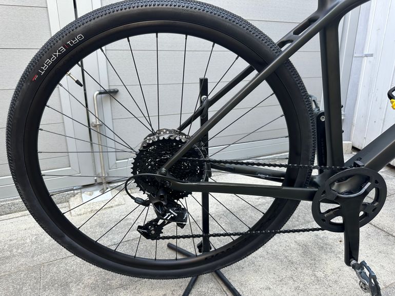 Used Trek FX Sport 5 2025 2025 Urban — image 4 of 7