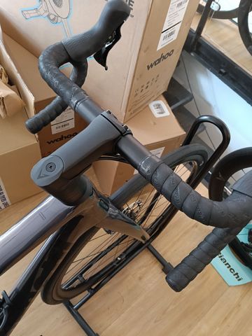 Brugt Bianchi Infinito 105 2024 2024 Road & Gravel — billede 7 af 11