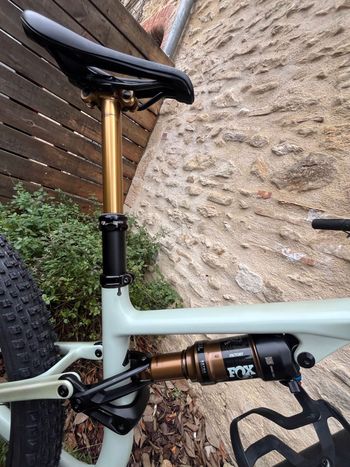 Used Specialized Epic 8 EVO Pro - SRAM X0 AXS, FOX Factory 2024 2024 Mountainbike — image 8 of 13
