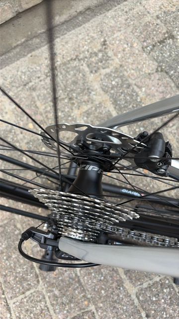 Brugt Orbea TERRA M30TEAM 2025 2025 Road & Gravel — billede 8 af 11