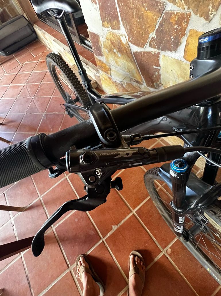 Used Trek Fuel EX 9.8 XT Gen 6 2024 2024 Mountainbike, Black, 29 — image 11 of 11