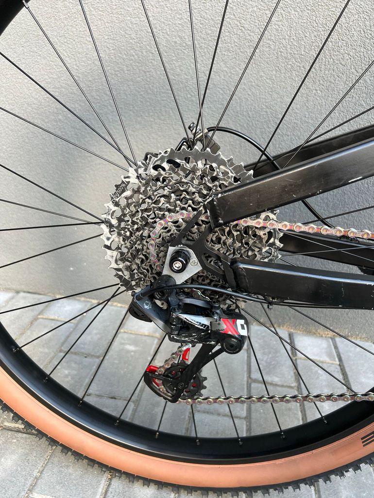 Used Zumbi F-11 29” Zumbi F-11 29” Custom SRAM X01 Eagle 2020 Mountainbike — image 3 of 22