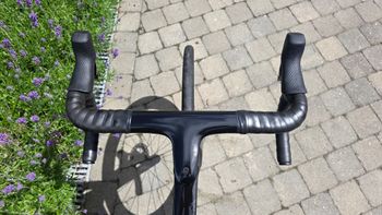 Used Canyon Aeroad CF SLX 7 AXS 2024 2024 Road & Gravel, Black — image 11 of 18