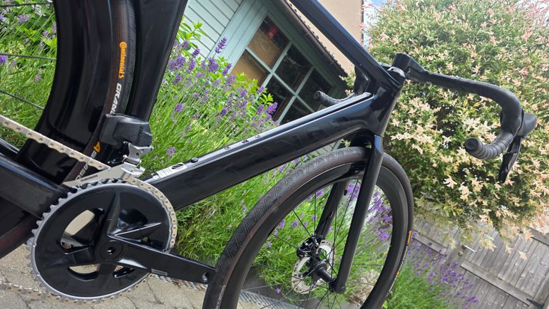 Used Canyon Aeroad CF SLX 7 AXS 2024 2024 Road & Gravel, Black — image 4 of 18