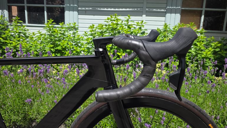 Used Canyon Aeroad CF SLX 7 AXS 2024 2024 Road & Gravel, Black — image 12 of 18