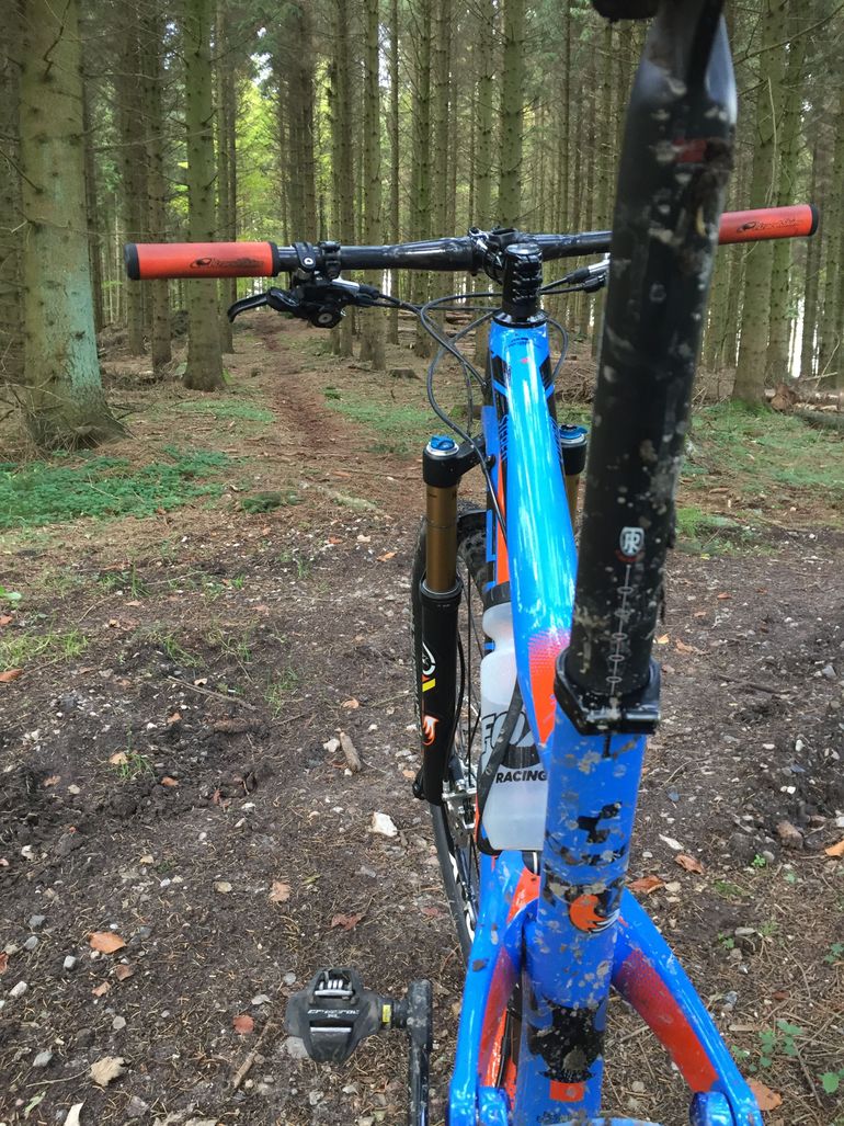 Used CUBE Stereo SLT HPC Ltd Model 2012 Mountainbike, Blue — image 2 of 6