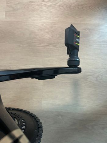Used Canyon Aeroad CFR Di2 2025 2025 Road & Gravel, Black — image 7 of 7