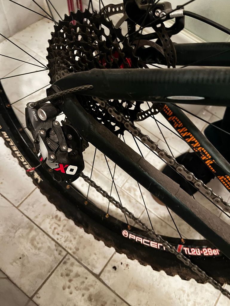 Used Dartmoor Primal Pro 29 2018 2018 Mountainbike, Green — image 5 of 6