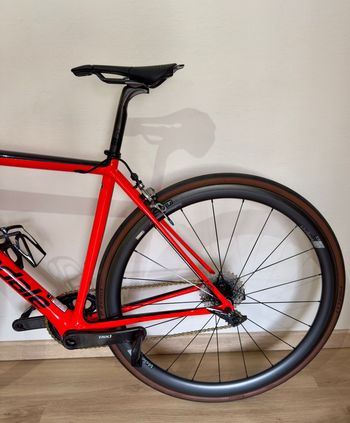 Used Cannondale SuperSix EVO Red eTap 2019 2019 Road & Gravel, Rojo — image 8 of 18