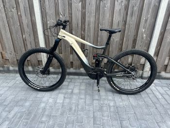 Used Giant Reign E+ 2 Pro 2020 2020 Mountainbike, Light Gray, 27.5 — image 2 of 10