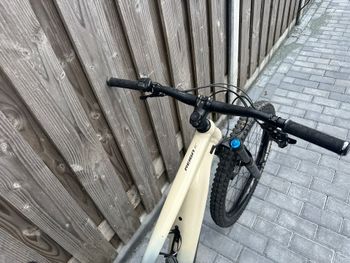 Used Giant Reign E+ 2 Pro 2020 2020 Mountainbike, Light Gray, 27.5 — image 8 of 10