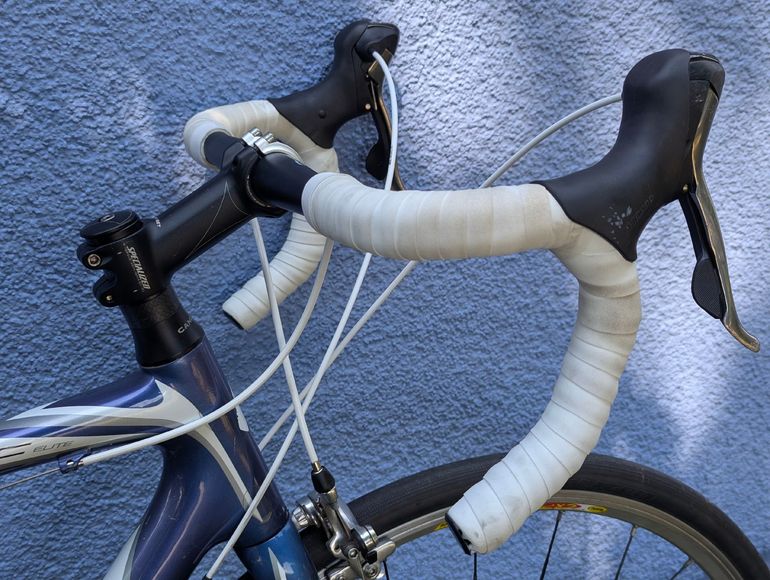 Used Specialized Tarmac Elite Mid-Compact 2012 2012 Road & Gravel, Blue — image 5 of 14