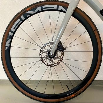 Used CUBE Cross Race Shimano GRX 2021 Road & Gravel, White — image 8 of 11