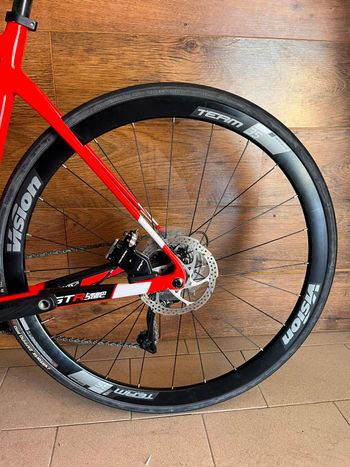 Used Wilier GTR Team Disc SHIMANO ULTEGRA R8020 2023 2023 Road & Gravel, Red — image 2 of 10