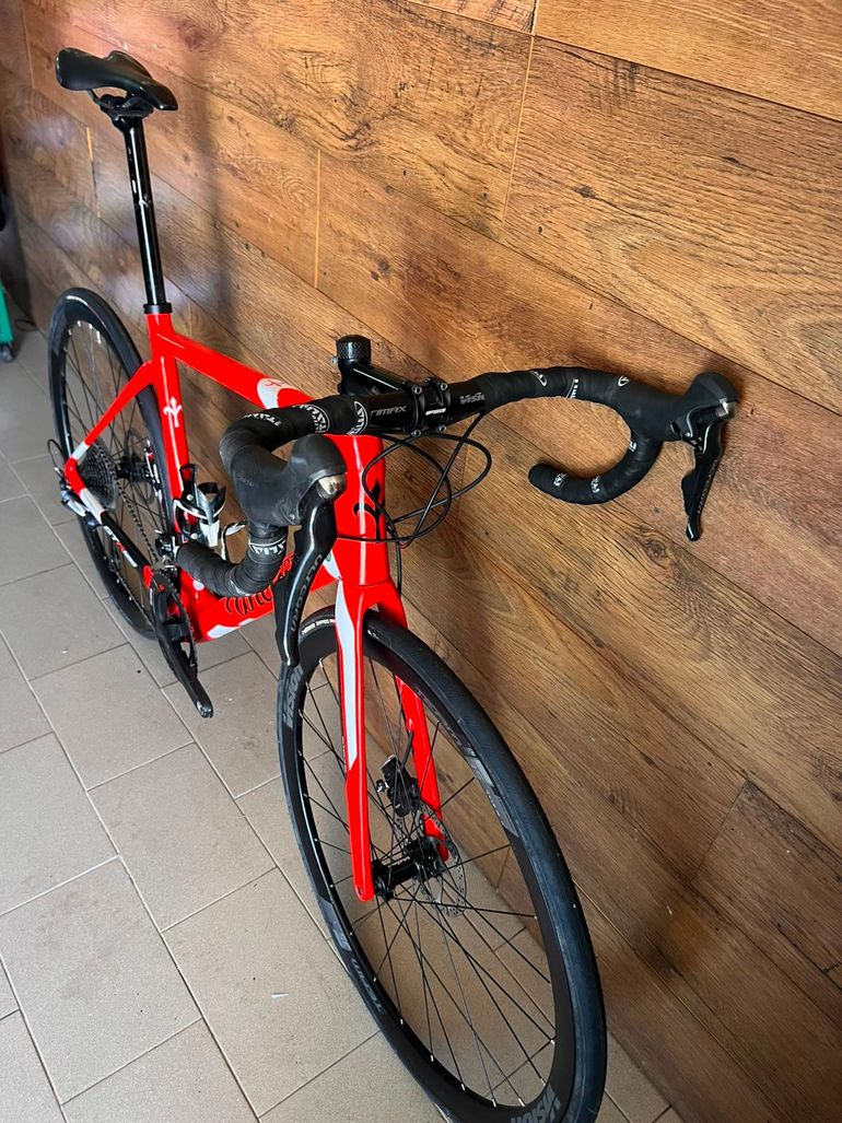 Used Wilier GTR Team Disc SHIMANO ULTEGRA R8020 2023 2023 Road & Gravel, Red — image 4 of 10