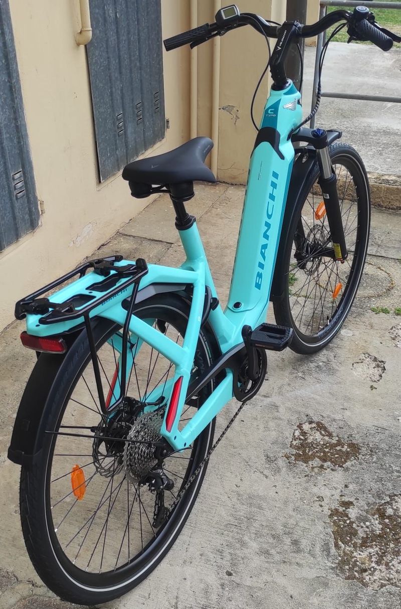 Used Bianchi e-Omnia C Type DEORE 2025 2025 Urban, Blue — image 4 of 7