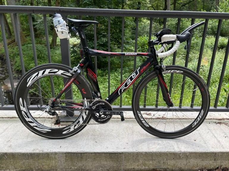 Used Felt Vision 2017 Road & Gravel — image 1 of 8