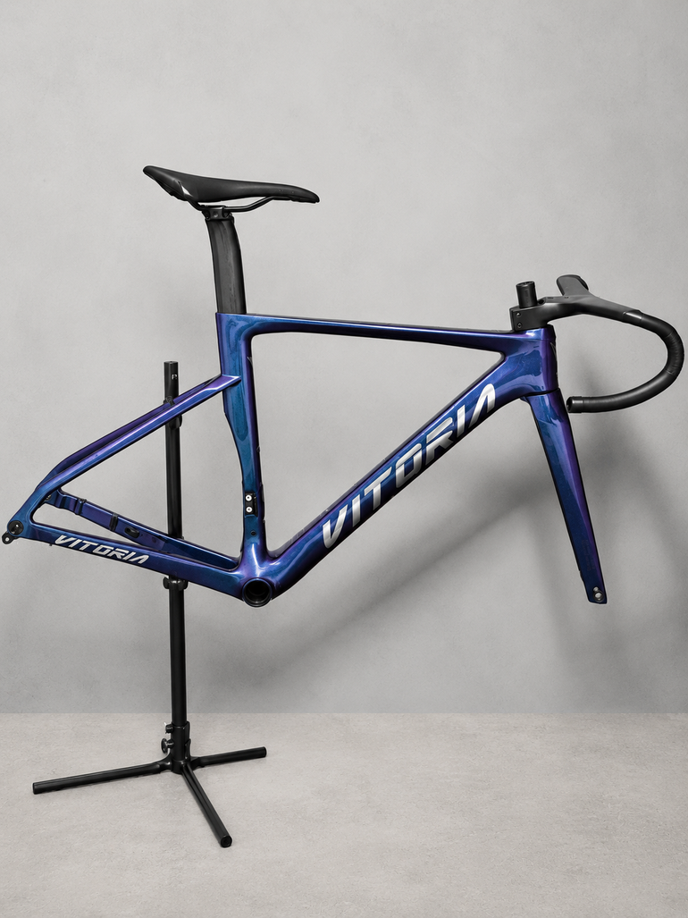 Used Vitoria Vitoria Custom Frameset 2025 Road & Gravel — image 1 of 5