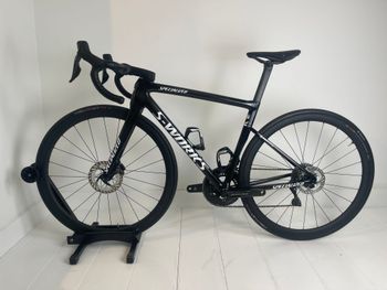 Used Specialized S-Works Tarmac SL8 - Shimano Dura-Ace Di2 2025 2025 Road & Gravel — image 2 of 18