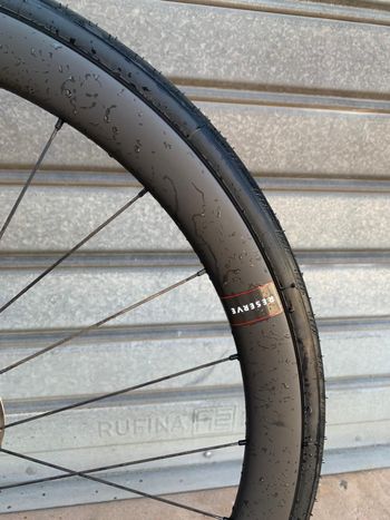 Used Scott Contessa Addict SE 2024 2024 Road & Gravel, Gris claro — image 7 of 8