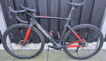 Used Wilier Cento10 SL - SHIMANO 105 Di2 2024 2024 Road & Gravel, Negro — image 2 of 4