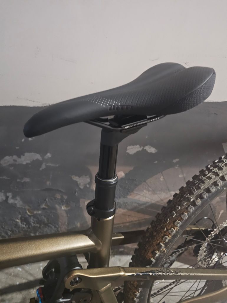 Used Ghost Riot Trail Essential 2022 2022 Mountainbike, Black, 29 — image 3 of 8